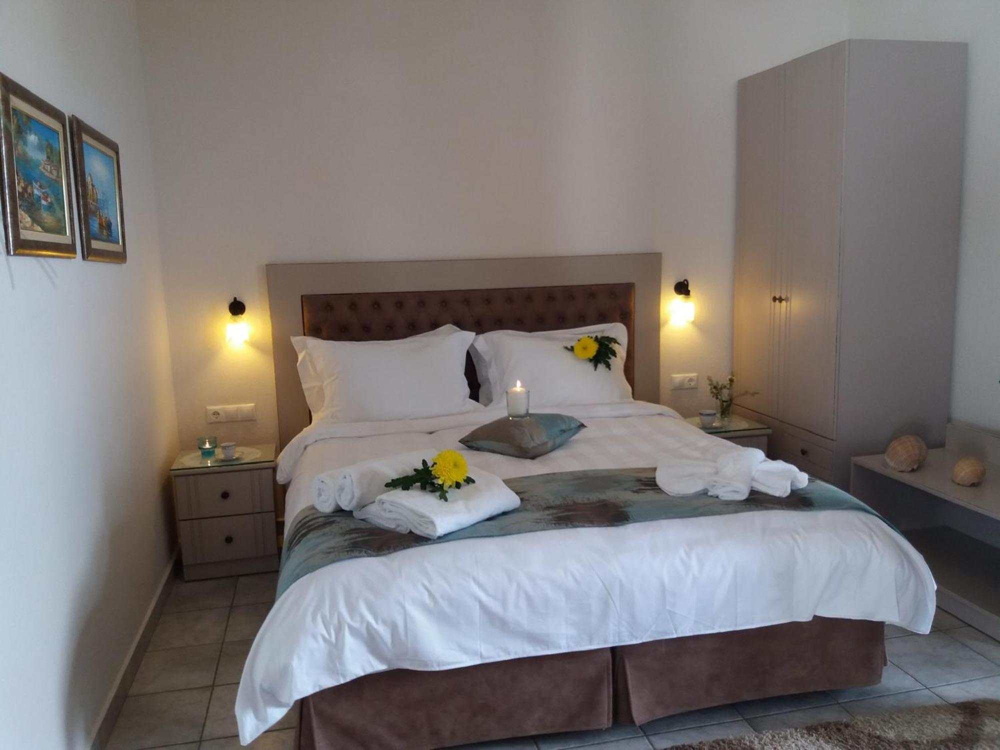 Apartamento Pansion Irini Uranópolis Exterior foto