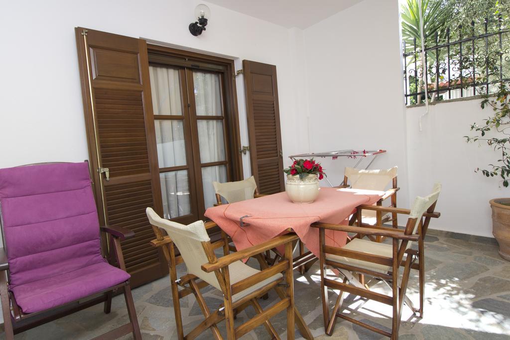 Apartamento Pansion Irini Uranópolis Exterior foto